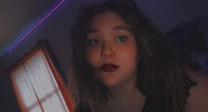 Meet your Posher, Abigail